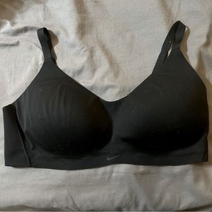 XL Womens Nike Dri Fit Bra